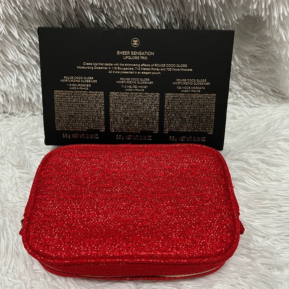 Chanel Red Holiday Pouch - Picture 4 of 5